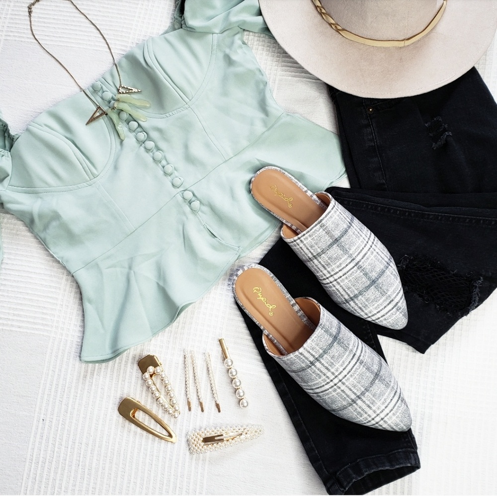 🆕️//The Marcy// grey plaid mule flat - Picture 2 of 6
